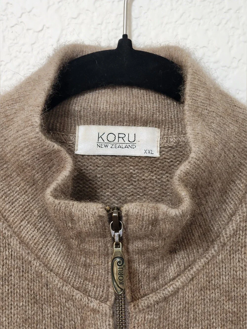KORU New Zealand Possumsilk Merino Wool Silk Ski Pass Pocket Zip Jacket XXL Tan